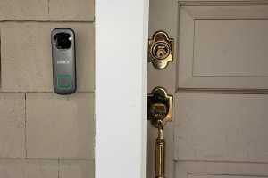 Lorex 1080p Wired Doorbell Camera review: All the right notes